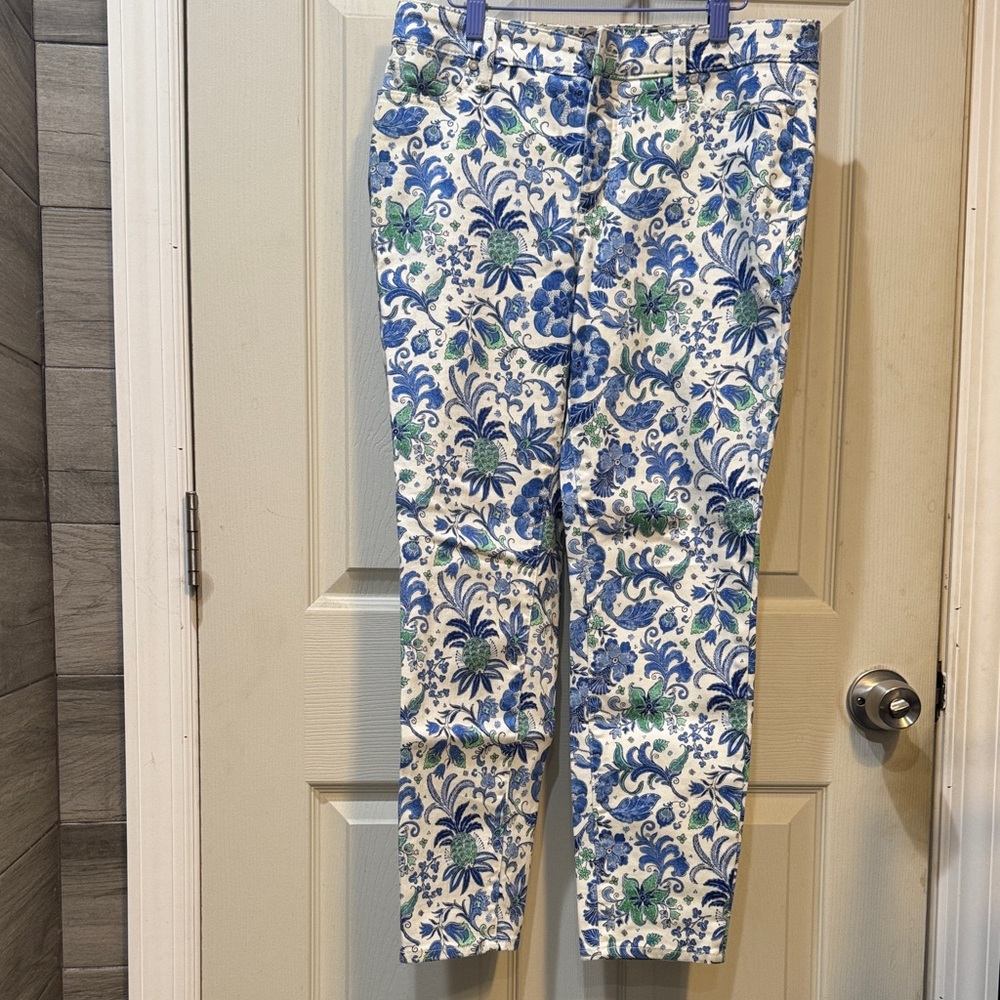 Talbots White Floral Slim Ankle Jeans with Blue and Green Print Worn Once!! - Picture 2 of 4